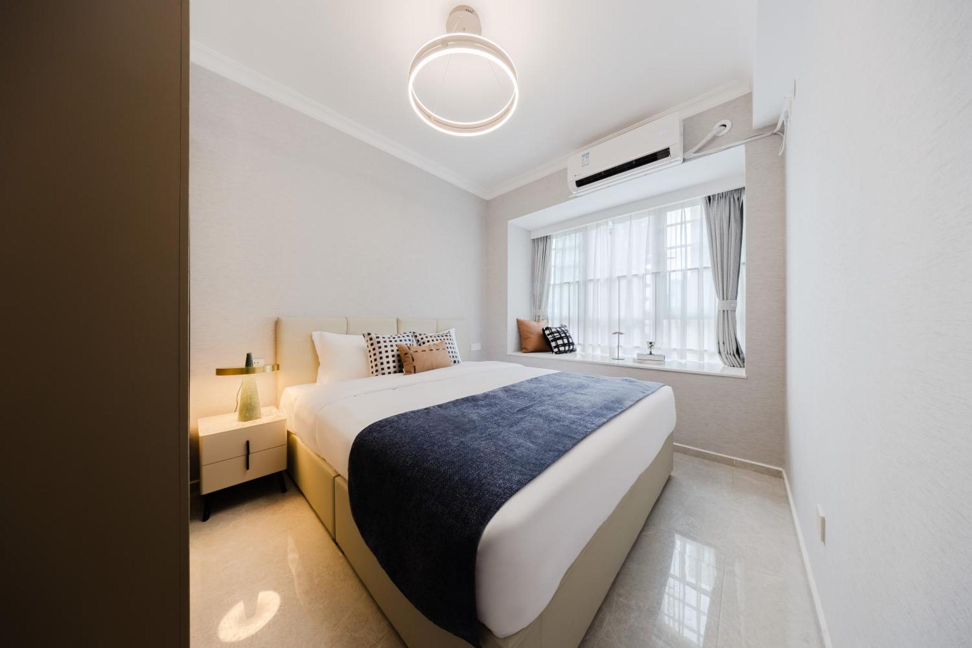 Boruisi Video And Audio Light House - Shenzhen Convention And Exhibition Center Gangxia Metro Station Aparthotel Exterior photo