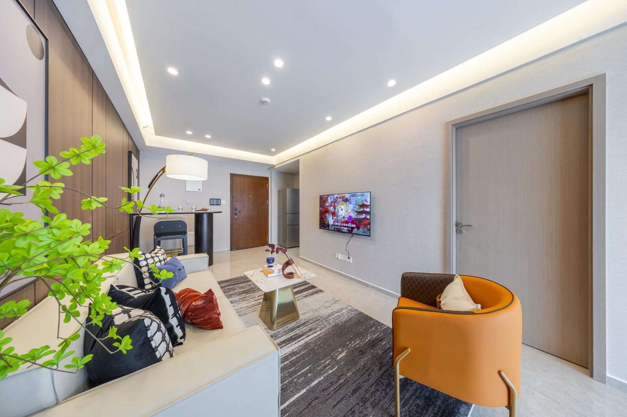 Boruisi Video And Audio Light House - Shenzhen Convention And Exhibition Center Gangxia Metro Station Aparthotel Exterior photo