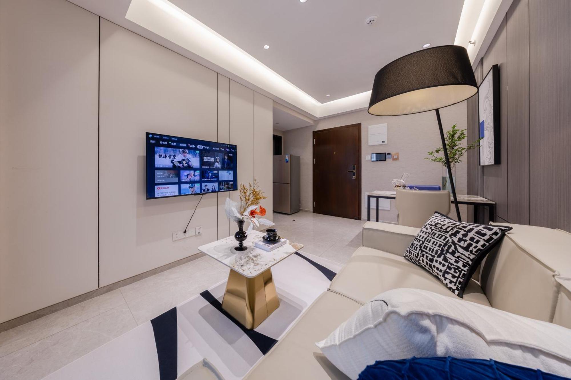 Boruisi Video And Audio Light House - Shenzhen Convention And Exhibition Center Gangxia Metro Station Aparthotel Exterior photo